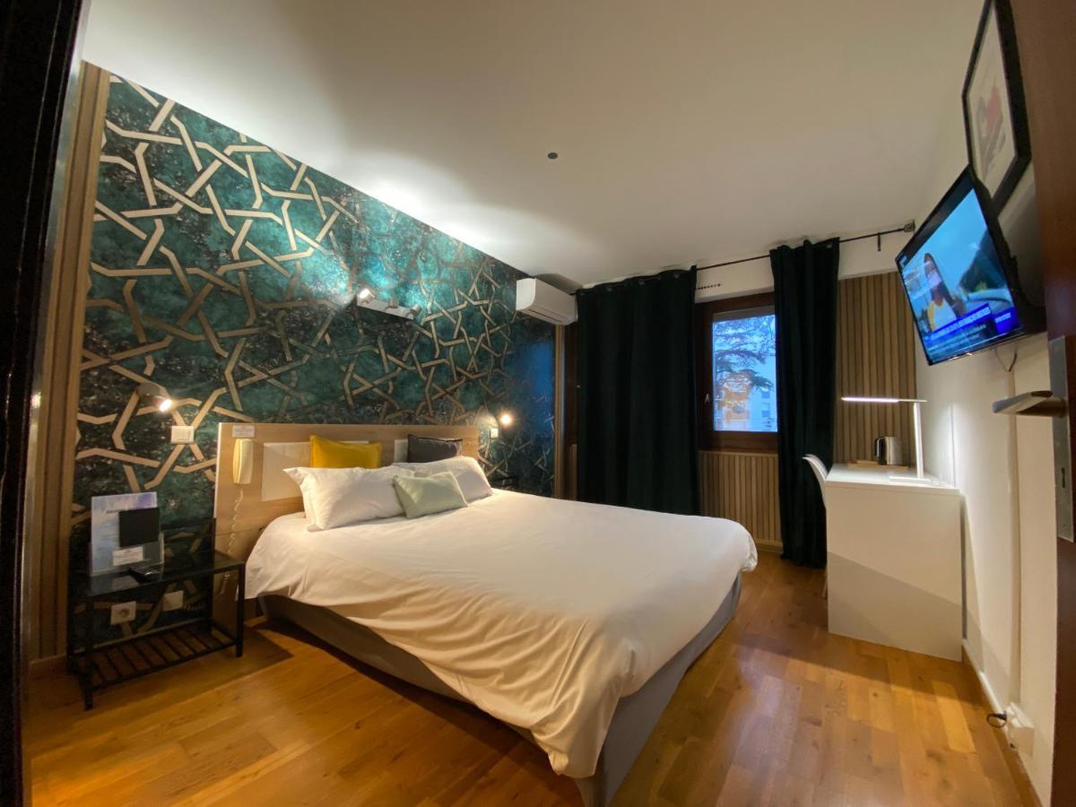 Savoie Hotel Aux Portes De Geneve Saint-Julien-en-Genevois Eksteriør bilde