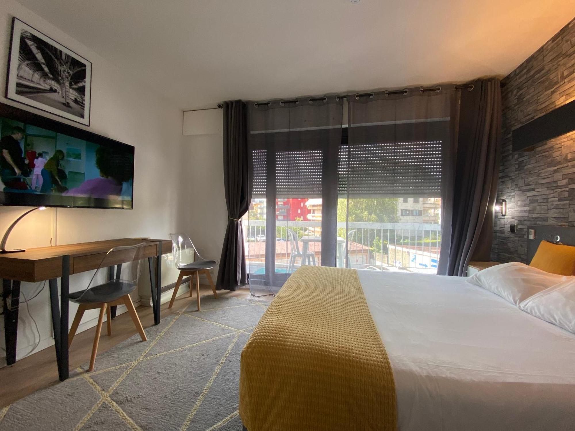 Savoie Hotel Aux Portes De Geneve Saint-Julien-en-Genevois Eksteriør bilde